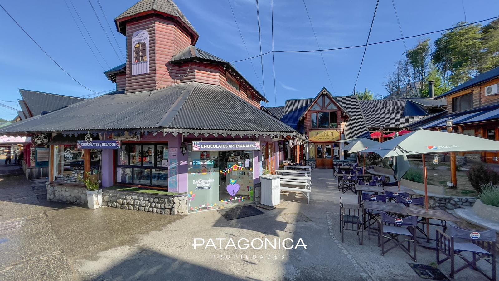 BUSINESS FOR SALE: ICE CREAM PARLOR/CHOCOLATE SHOP, VILLA LA ANGOSTURA