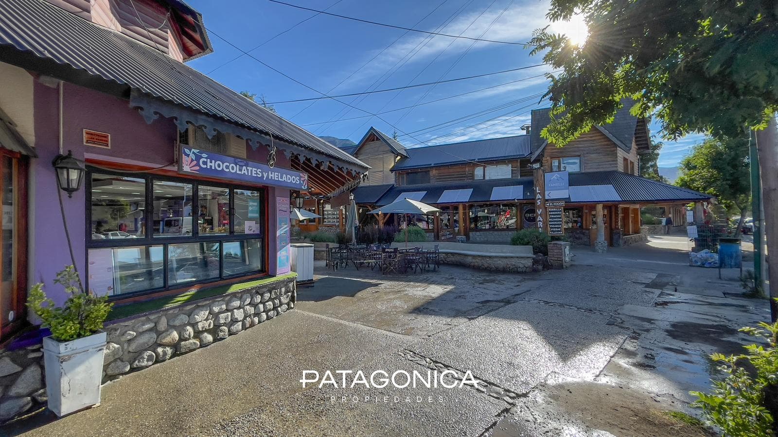 BUSINESS FOR SALE: ICE CREAM PARLOR/CHOCOLATE SHOP, VILLA LA ANGOSTURA