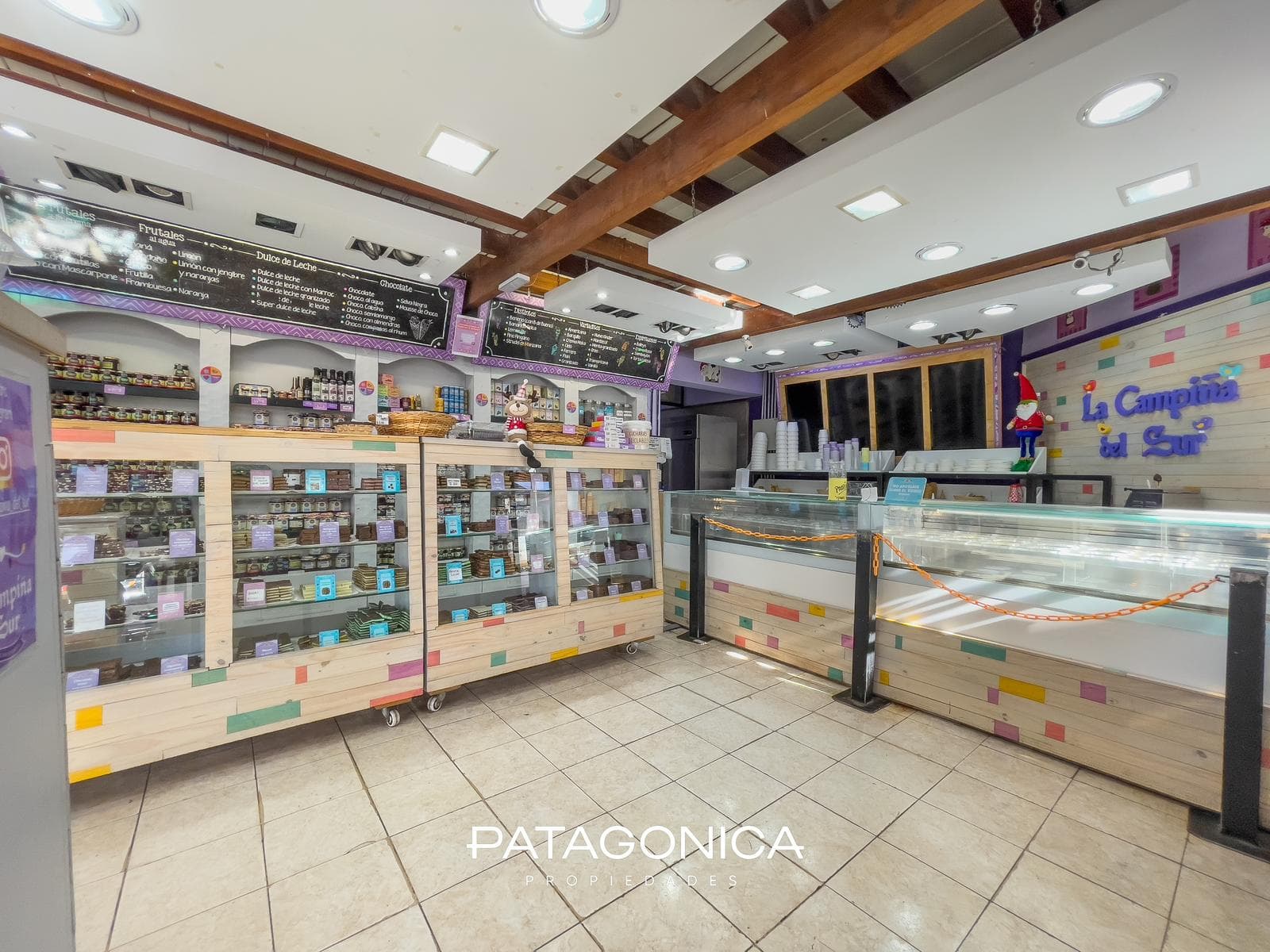 BUSINESS FOR SALE: ICE CREAM PARLOR/CHOCOLATE SHOP, VILLA LA ANGOSTURA