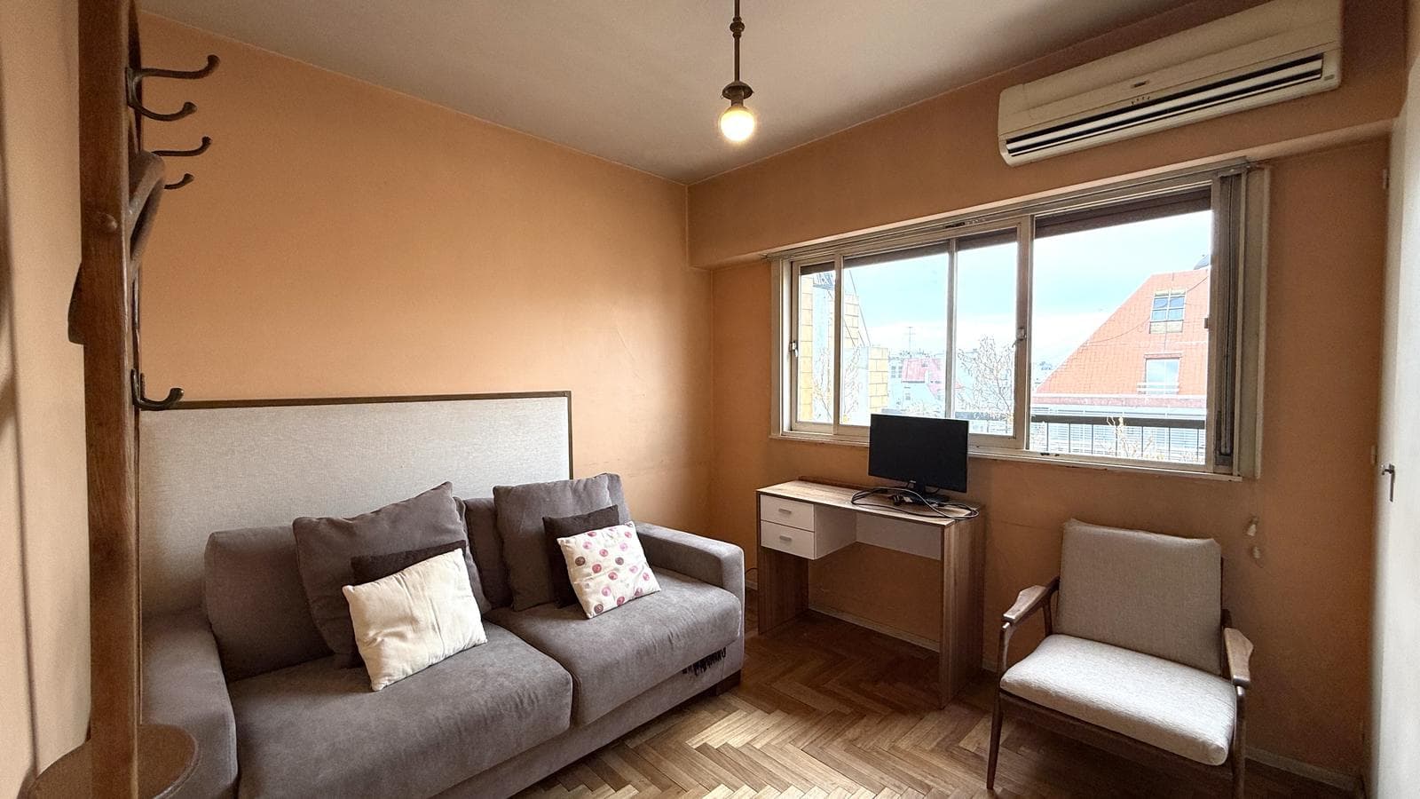 4-Bedroom Apartment for Sale with Balcony and Storage Room in Caballito