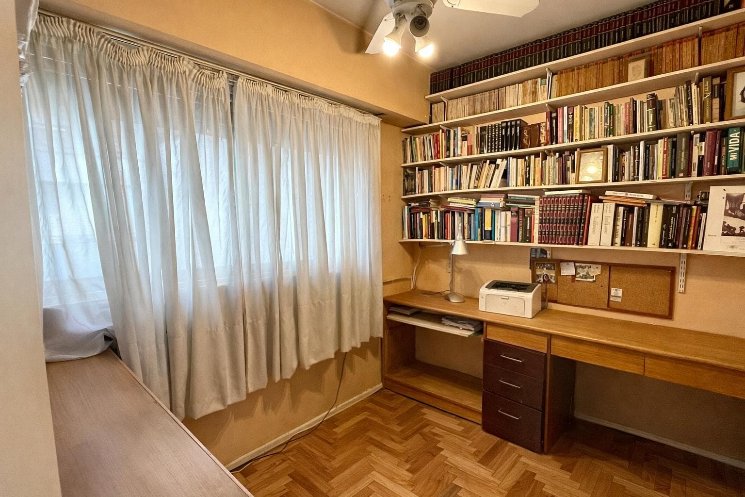 4-Bedroom Apartment for Sale with Balcony and Storage Room in Caballito