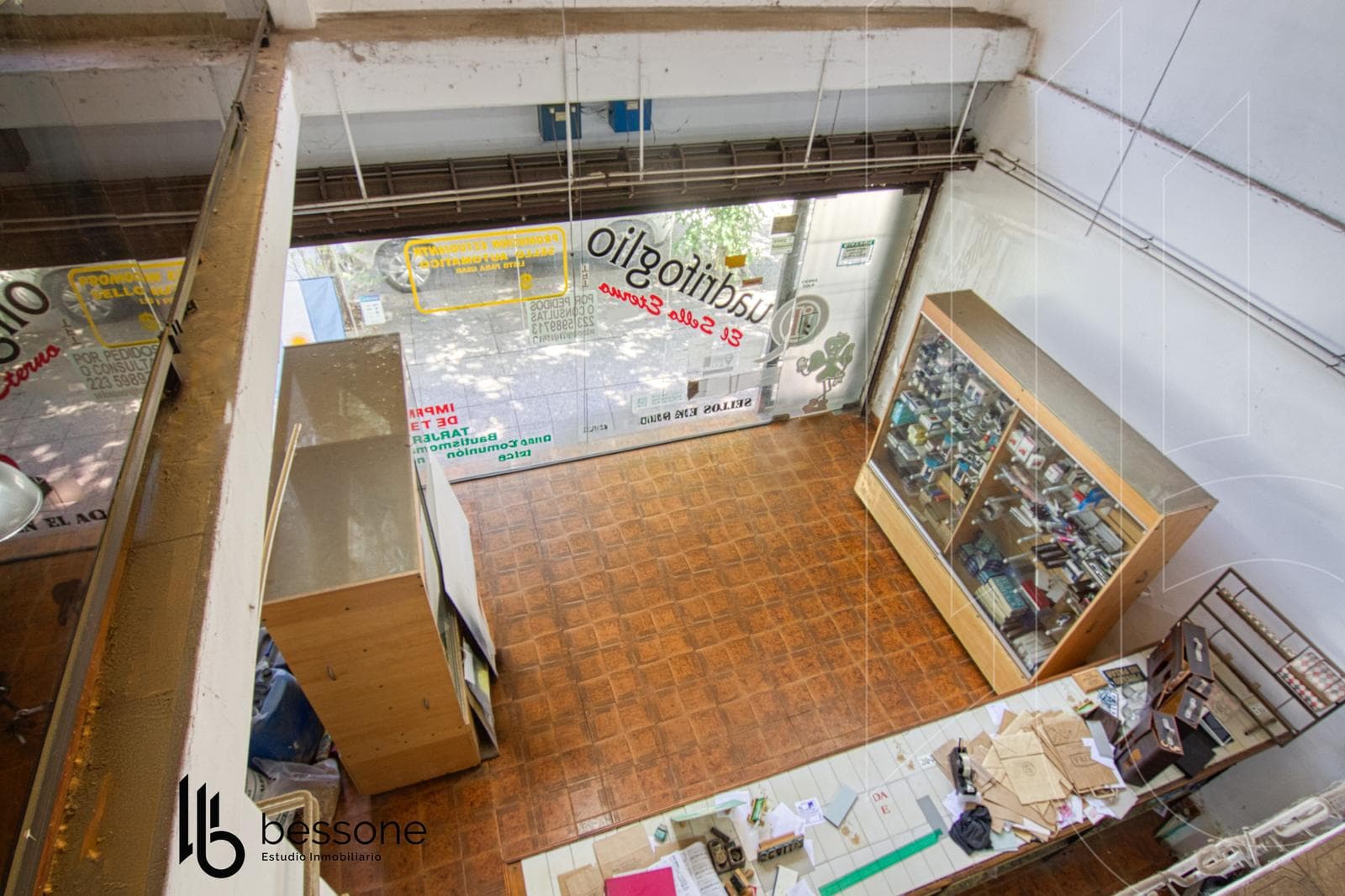 5-room house and street-facing commercial space in Nueva Pompeya