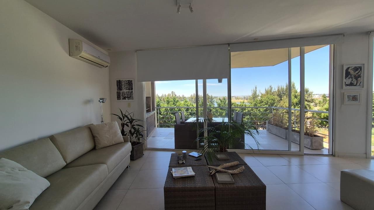 Apartment in Del Lago Condominium - Terrace and 2 parking spaces - Nordelta