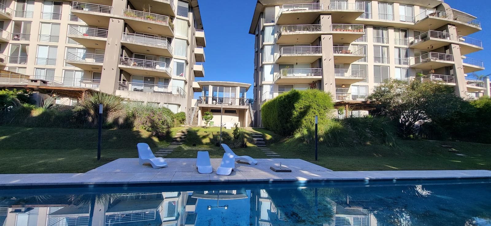 Apartment in Del Lago Condominium - Terrace and 2 parking spaces - Nordelta
