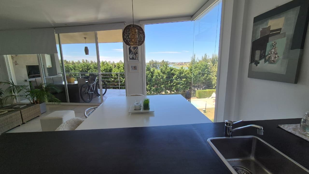Apartment in Del Lago Condominium - Terrace and 2 parking spaces - Nordelta