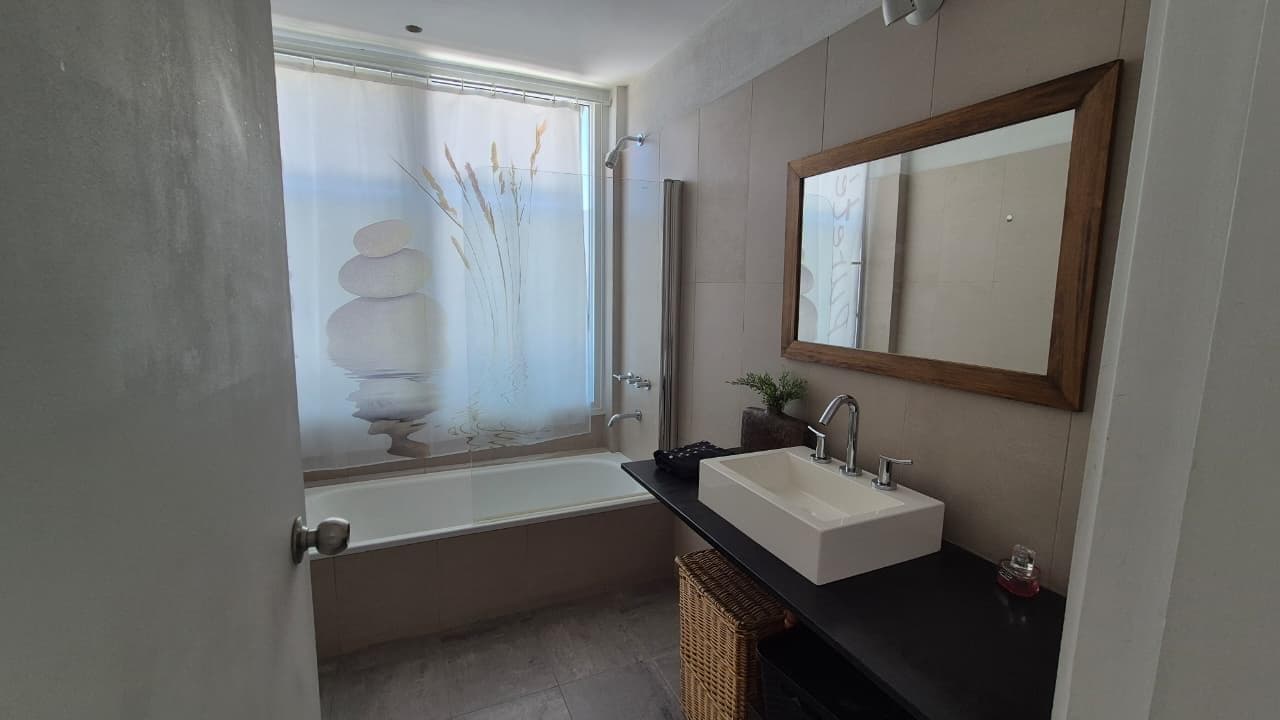 Apartment in Del Lago Condominium - Terrace and 2 parking spaces - Nordelta