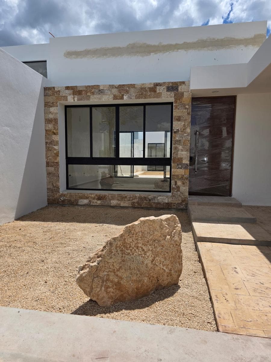 Single-Story House with 3 Bedrooms in Cholul, Mérida, Yucatán