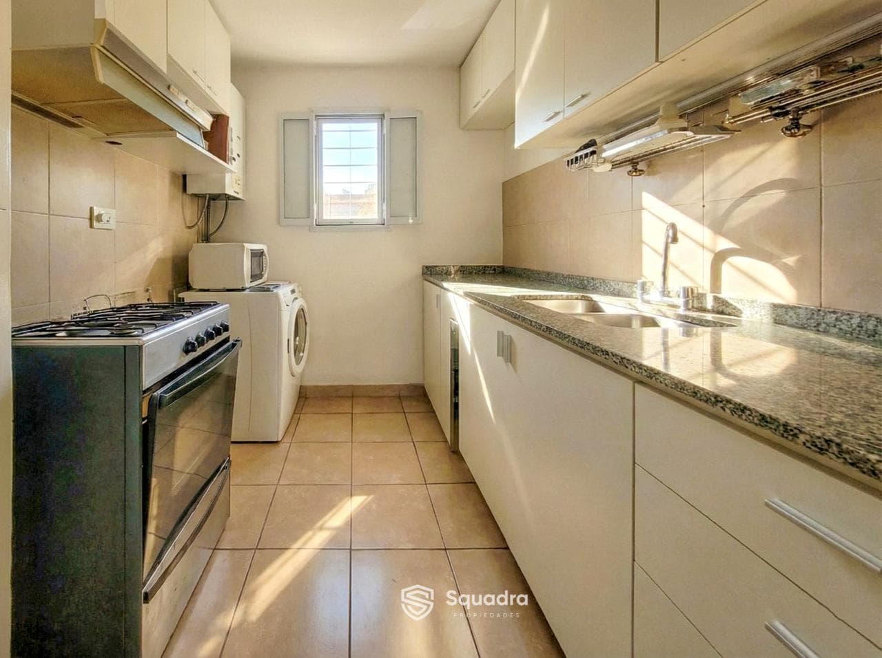 FOR SALE | TRADE - 2nd-floor apartment (access via stairs), 2 bedrooms - Las Heras neighborhood, Rosario.