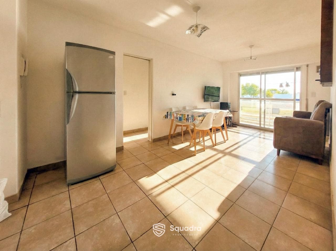 FOR SALE | TRADE - 2nd-floor apartment (access via stairs), 2 bedrooms - Las Heras neighborhood, Rosario.
