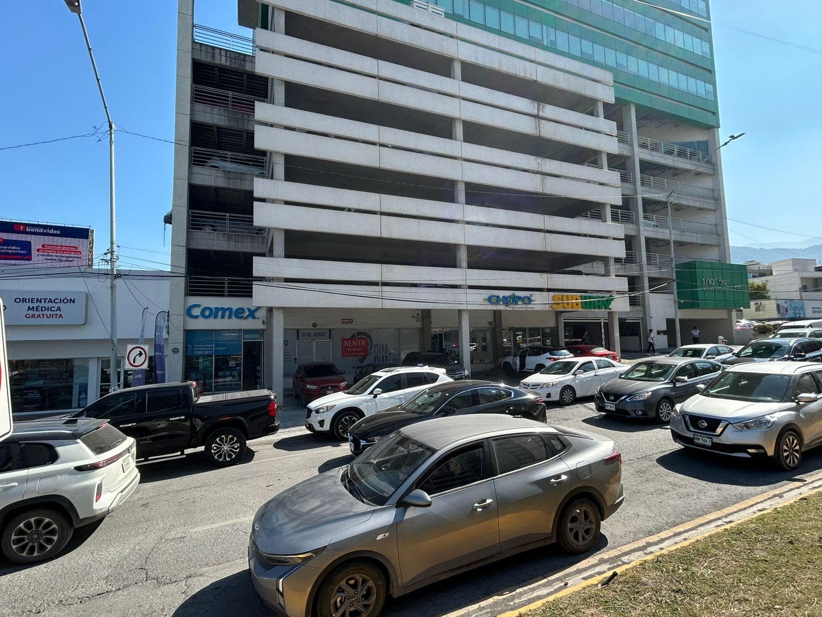 COMMERCIAL PROPERTY FOR SALE IN VALLE ORIENTE, MONTERREY