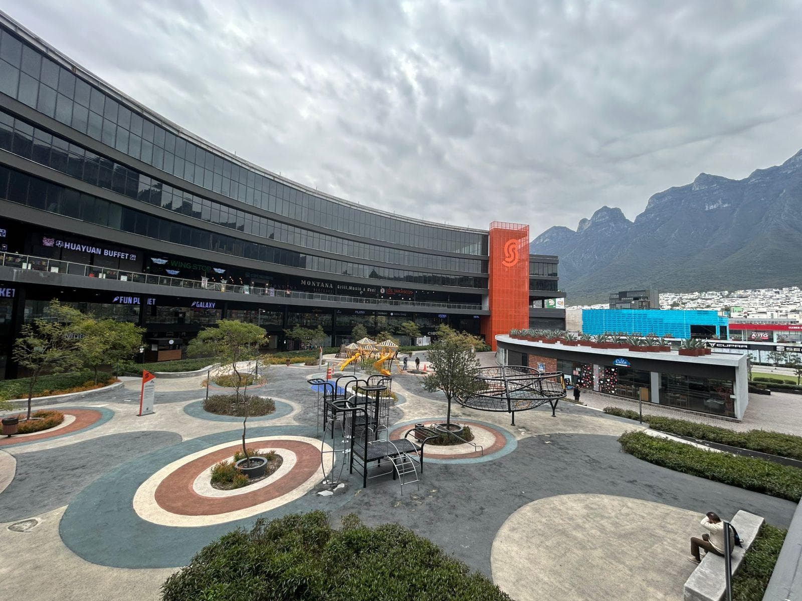 APARTMENT FOR SALE—CUMBRES MONTERREY