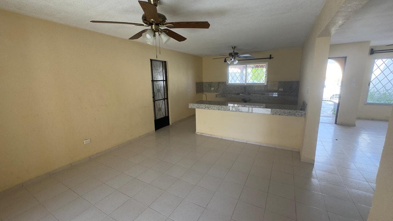 House for sale in Mérida, two blocks from Colegio Cumbres