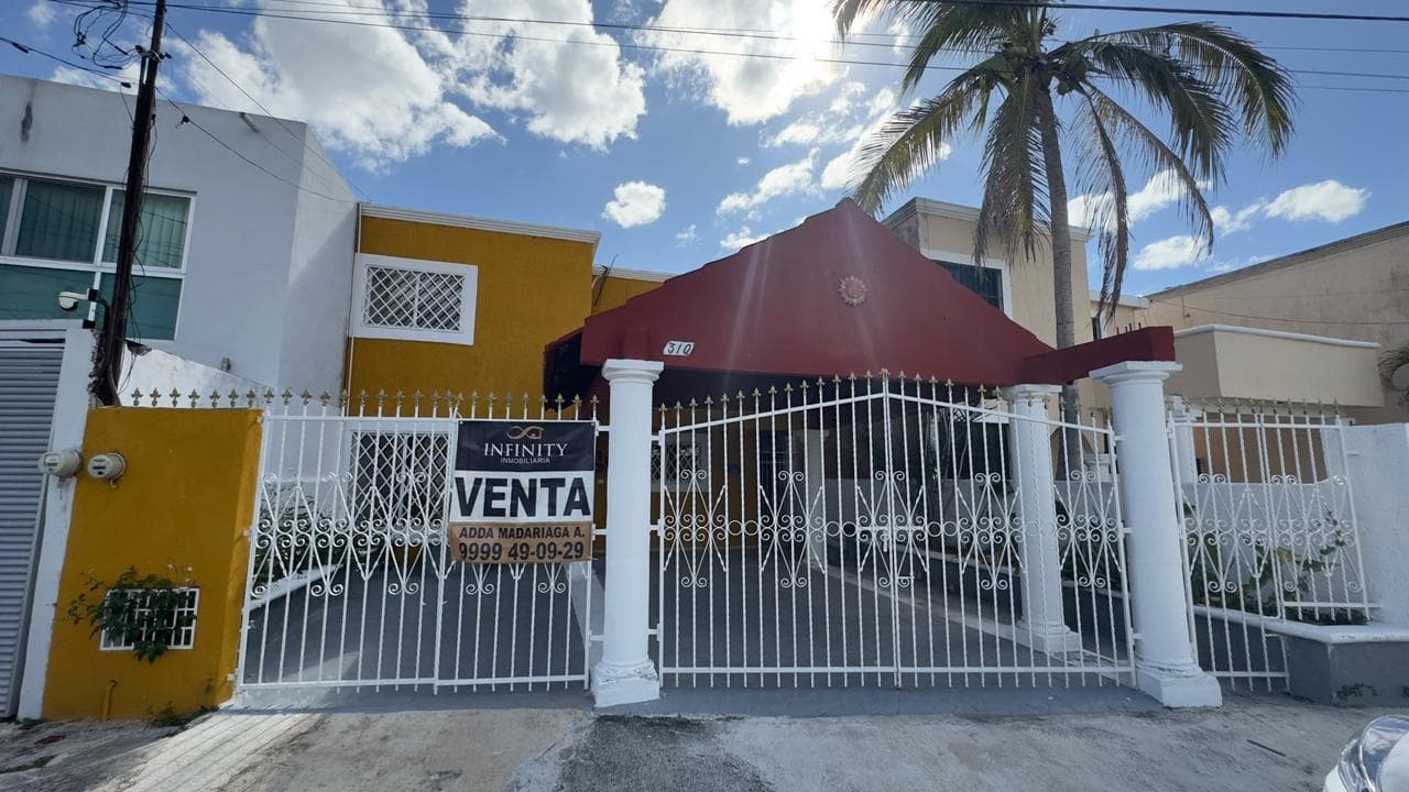 House for sale in Mérida, two blocks from Colegio Cumbres