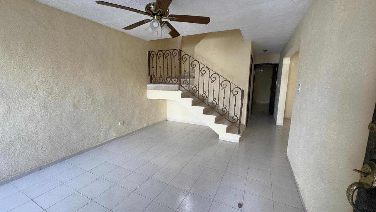 House for sale in Mérida, two blocks from Colegio Cumbres