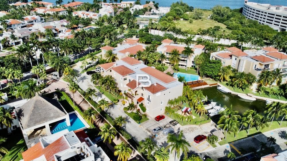 Isla Dorada Apartment for Sale