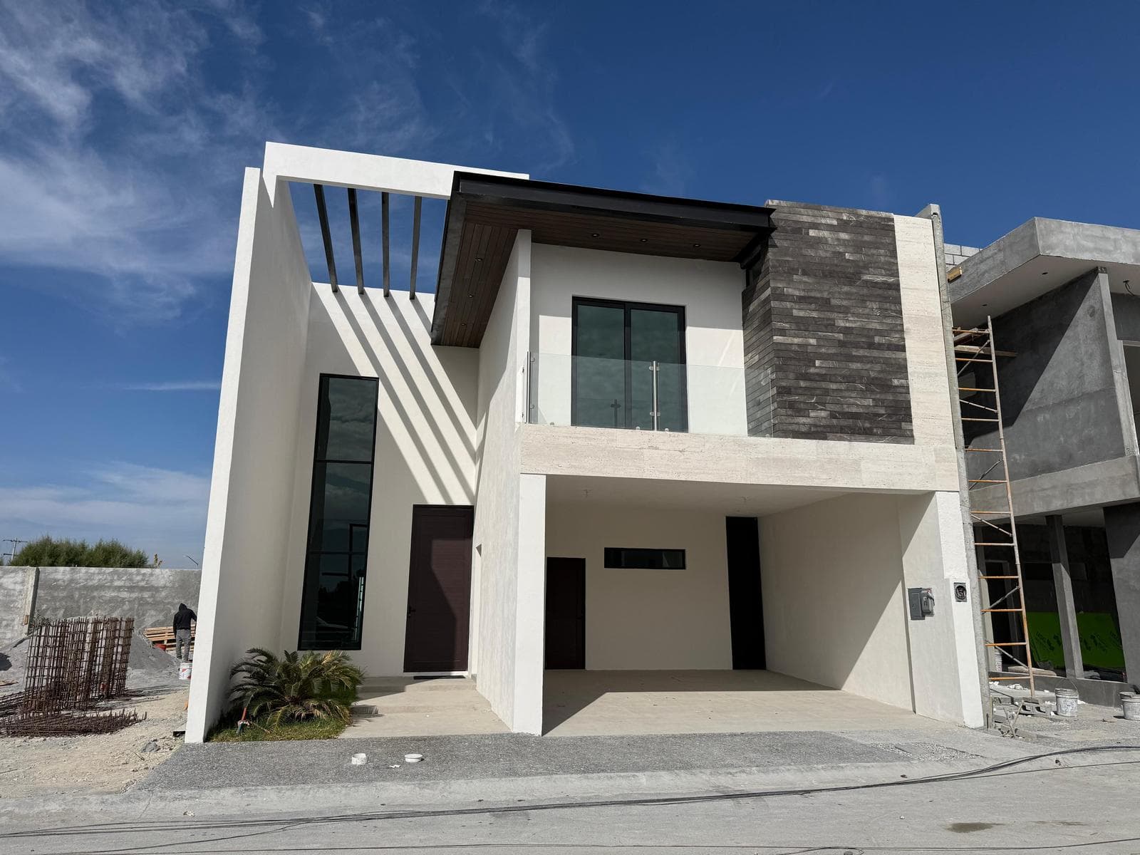 House in Torrecillas and Ramones