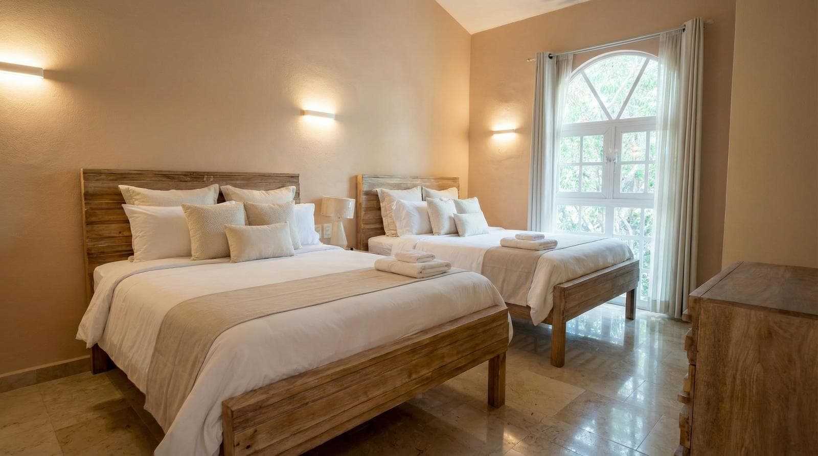 House for Sale, Playacar Phase II