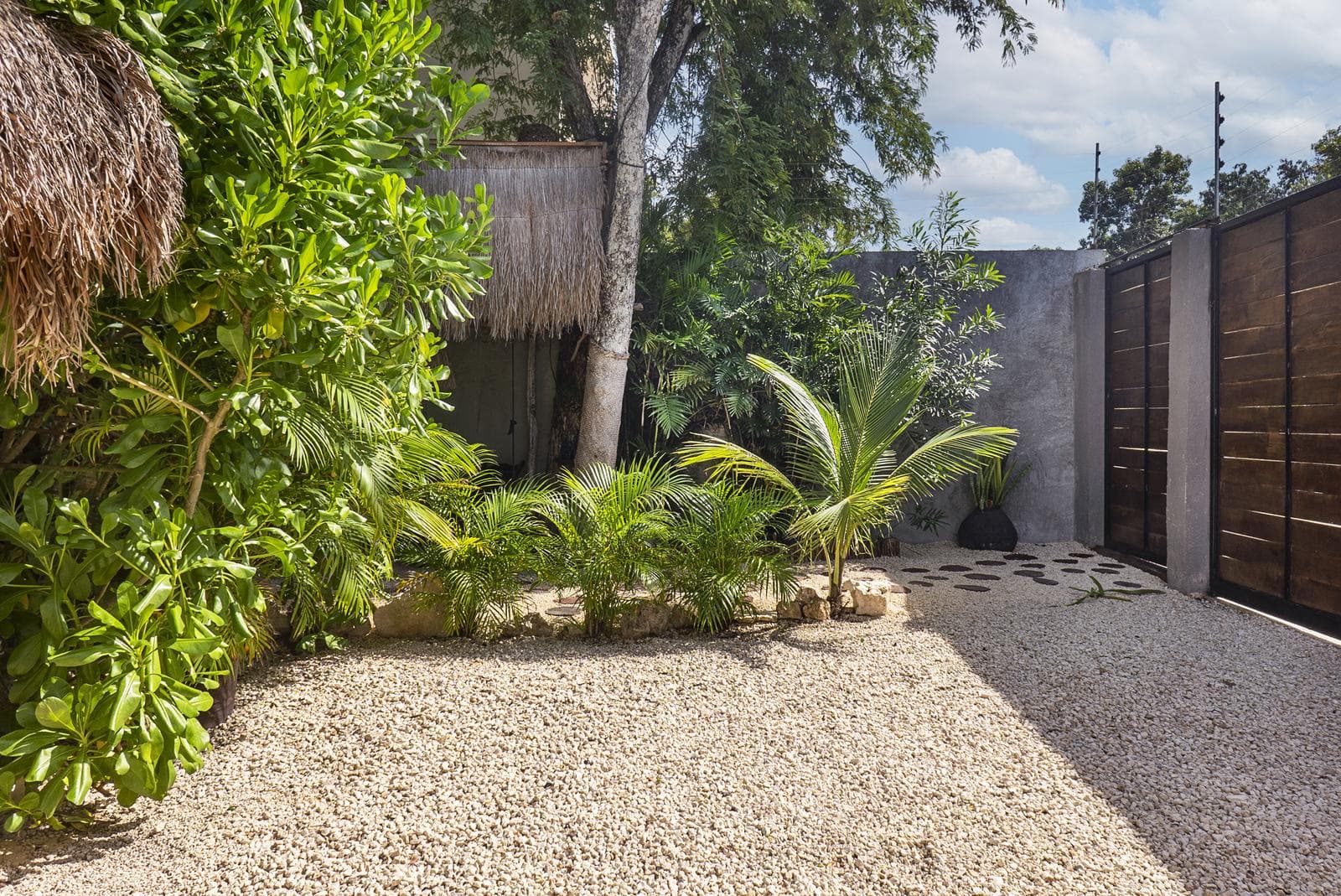 Furnished 4-bedroom house
