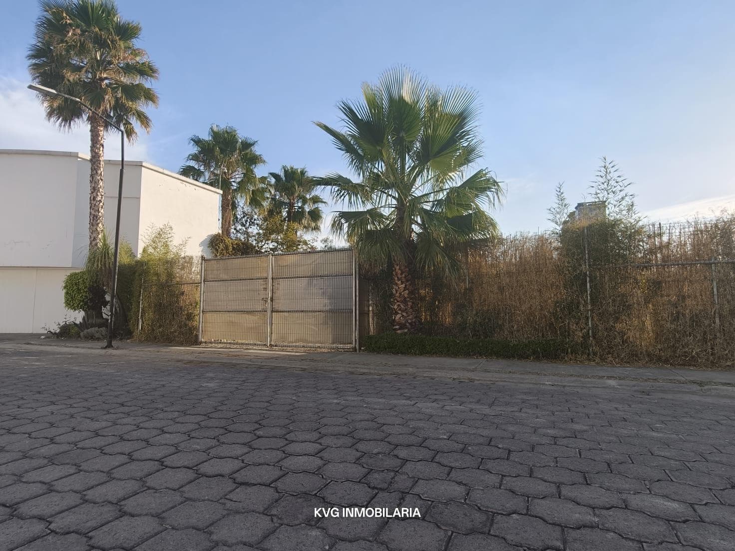 LAND FOR SALE IN THE SAN MARTINITO RESIDENTIAL AREA, SAN ANDRES, CHOLULA, PUEBLA