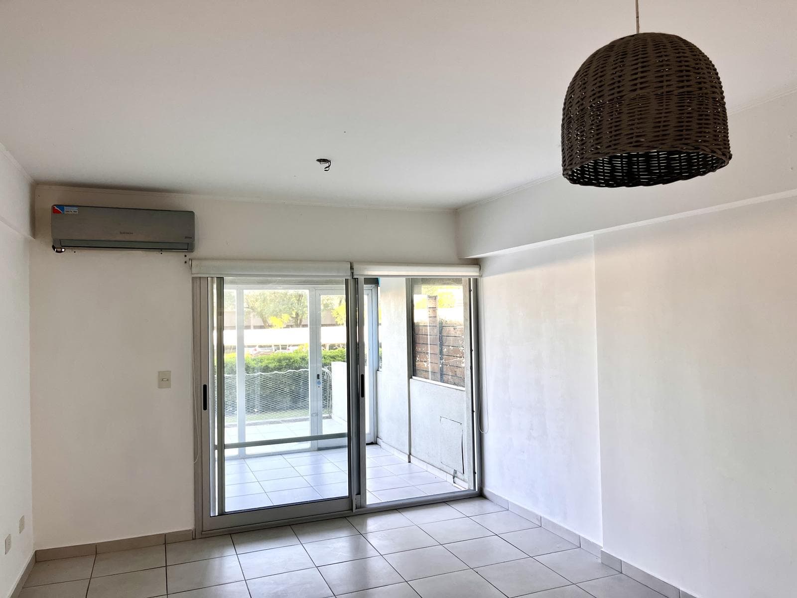 2-Bedroom Ground-Floor House for Rent - Portezuelo, Nordelta