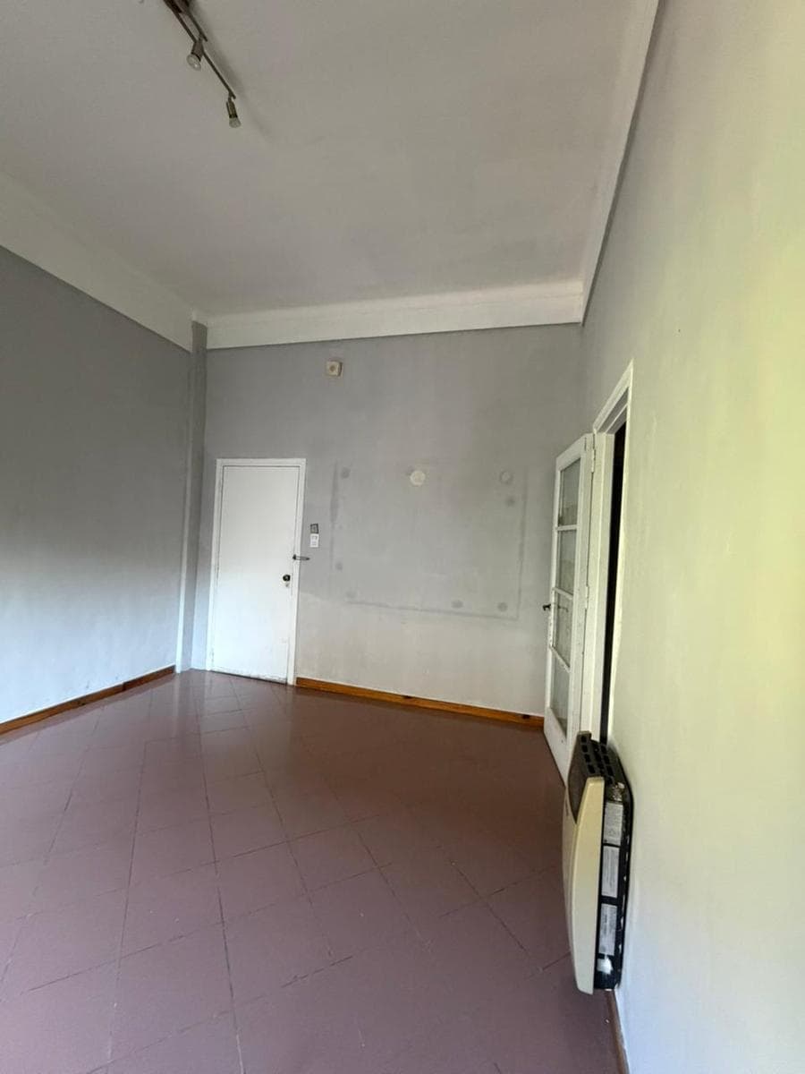 3-Room Apartment for Sale in Balvanera