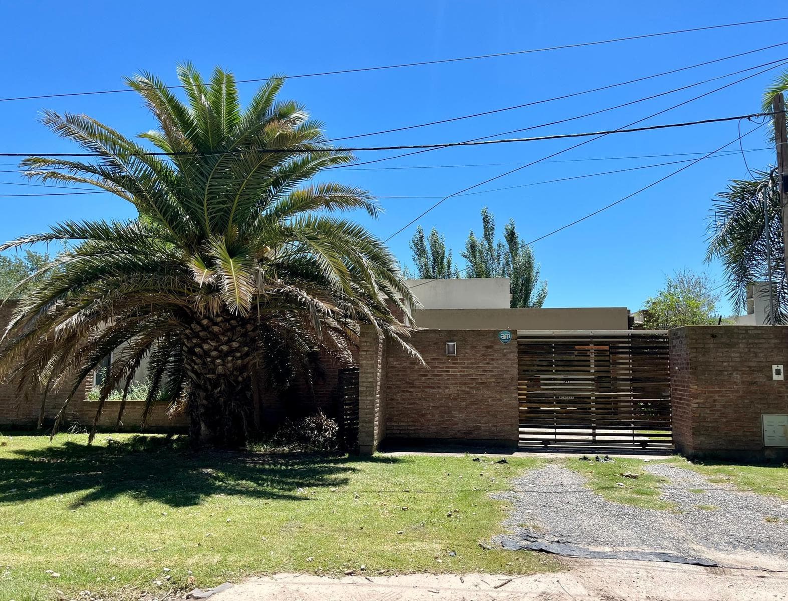 FOR SALE: 2-Bedroom House in the Barrio de las Piletas Neighborhood - Cañada de Gomez, Santa Fe
