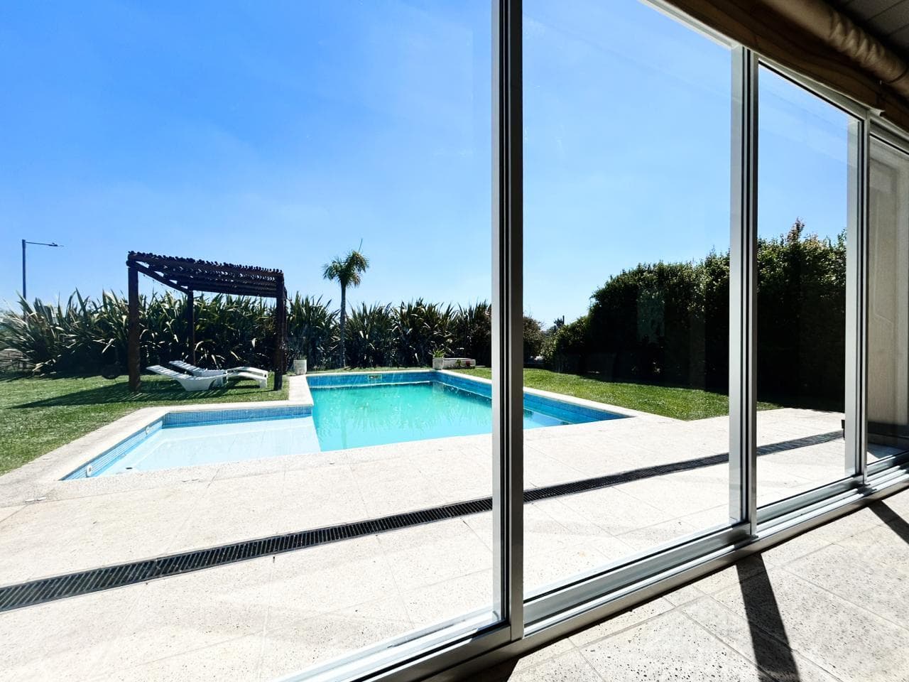 Bright House for Sale in Puertos del Lago Ceibos - Garden, Pool, BBQ -
