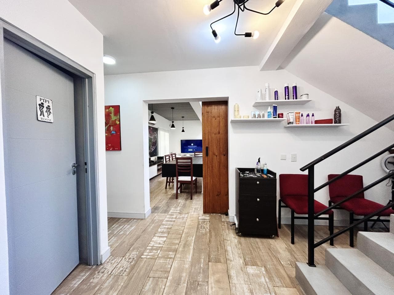 Bright House for Sale in Puertos del Lago Ceibos - Garden, Pool, BBQ -