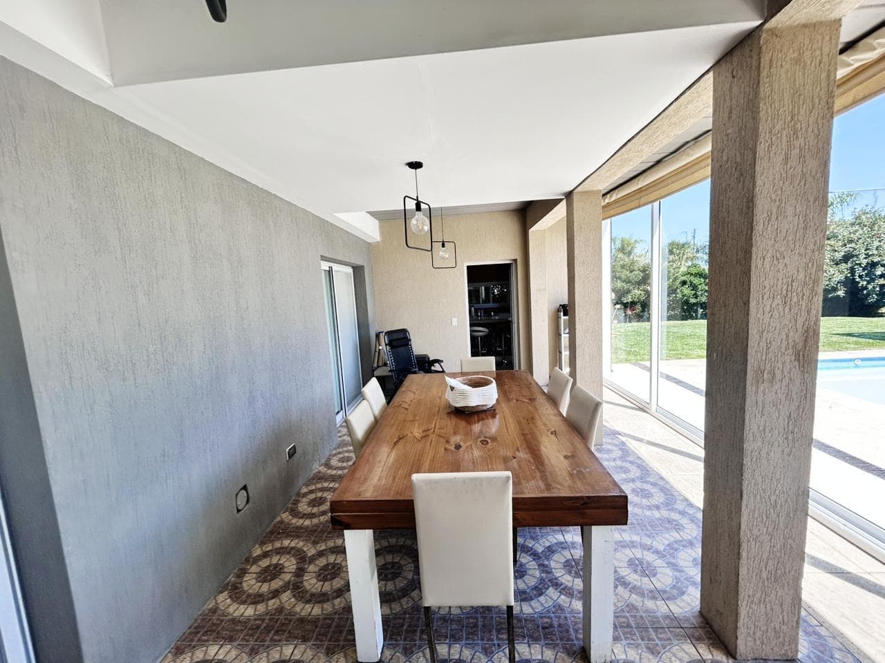 Bright House for Sale in Puertos del Lago Ceibos - Garden, Pool, BBQ -