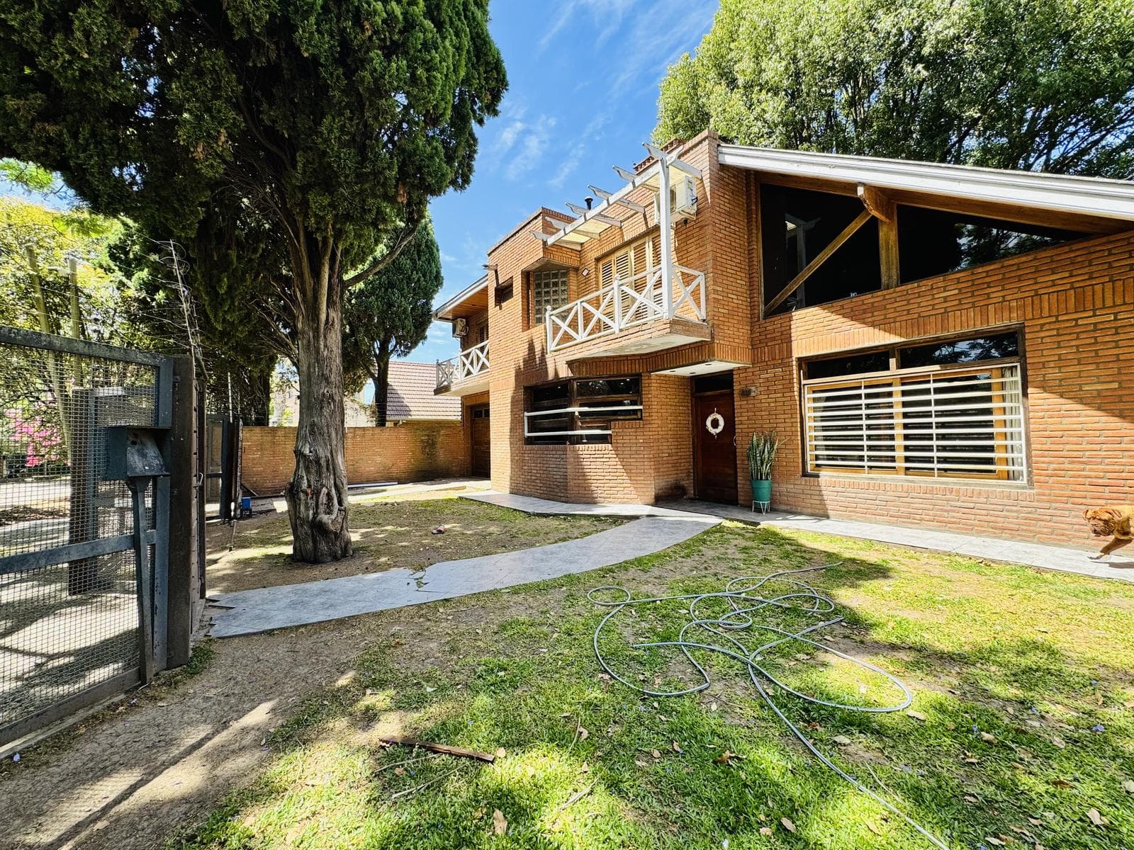 4-room house for sale with a pool in Ranelagh—Mortgage-eligible