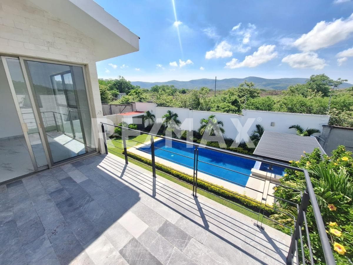 House for Sale in Morelos, Paraíso Country Club, Emiliano Zapata