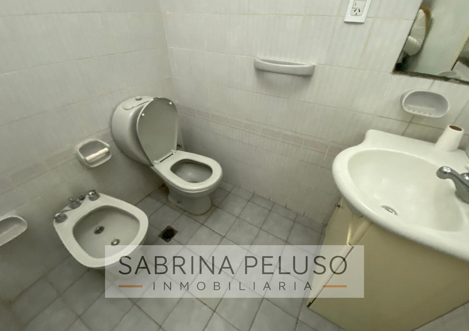PH for sale in Moreno