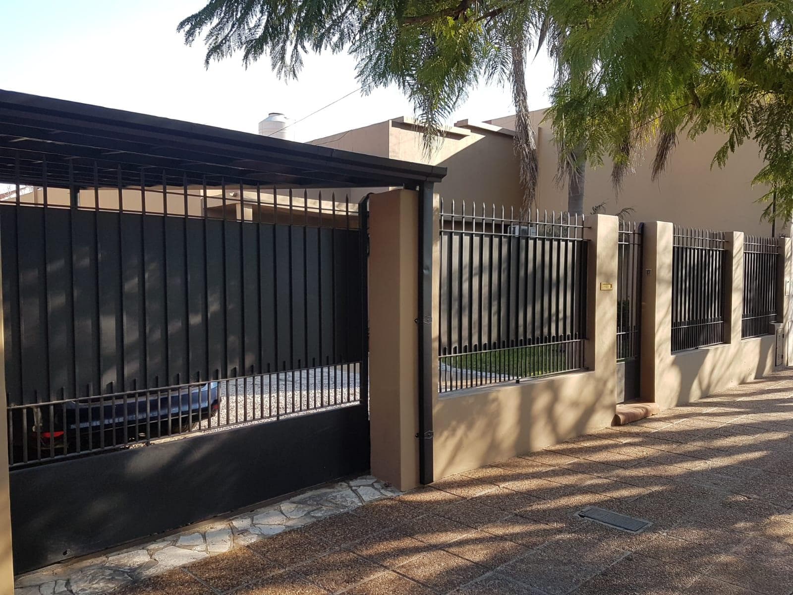 House for Sale in Banfield