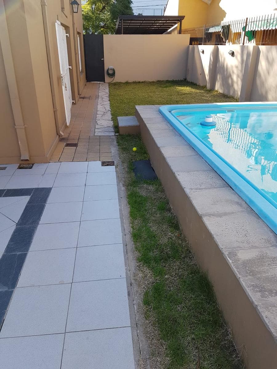 House for Sale in Banfield