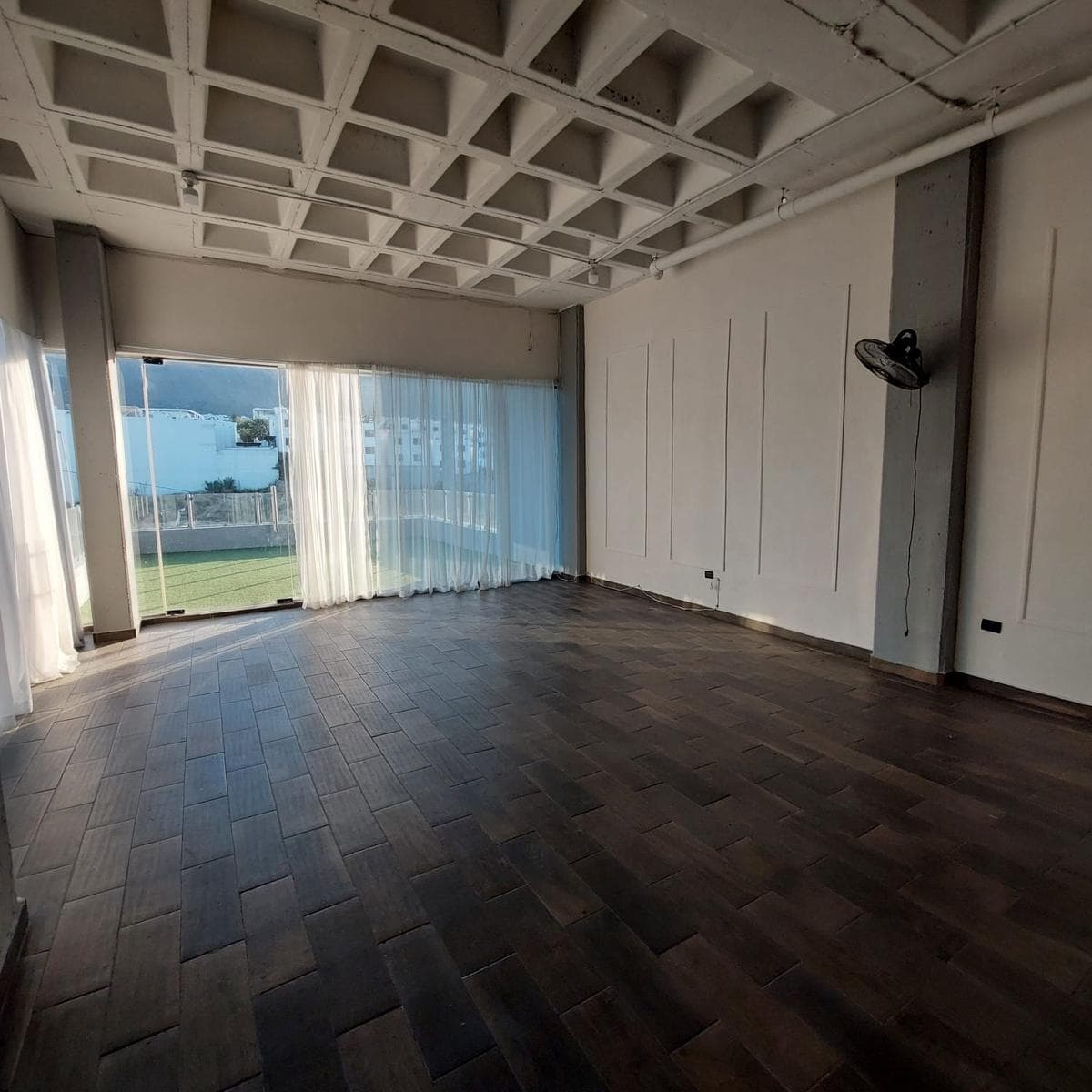 COMMERCIAL SPACE FOR RENT AT ESPACIO CUMBRES