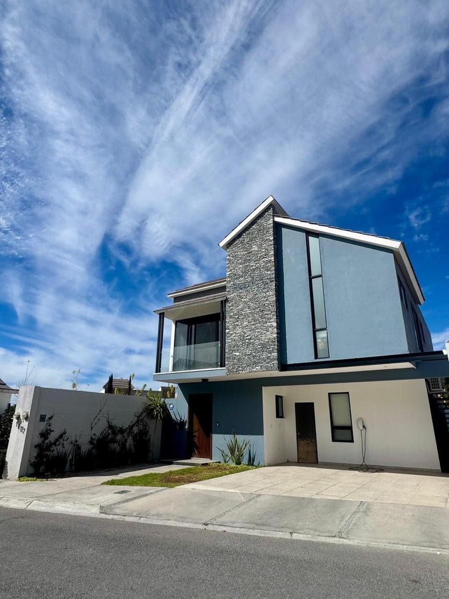 House in the Villa Bonita Residential Community, NORTH OF SALTILLO
