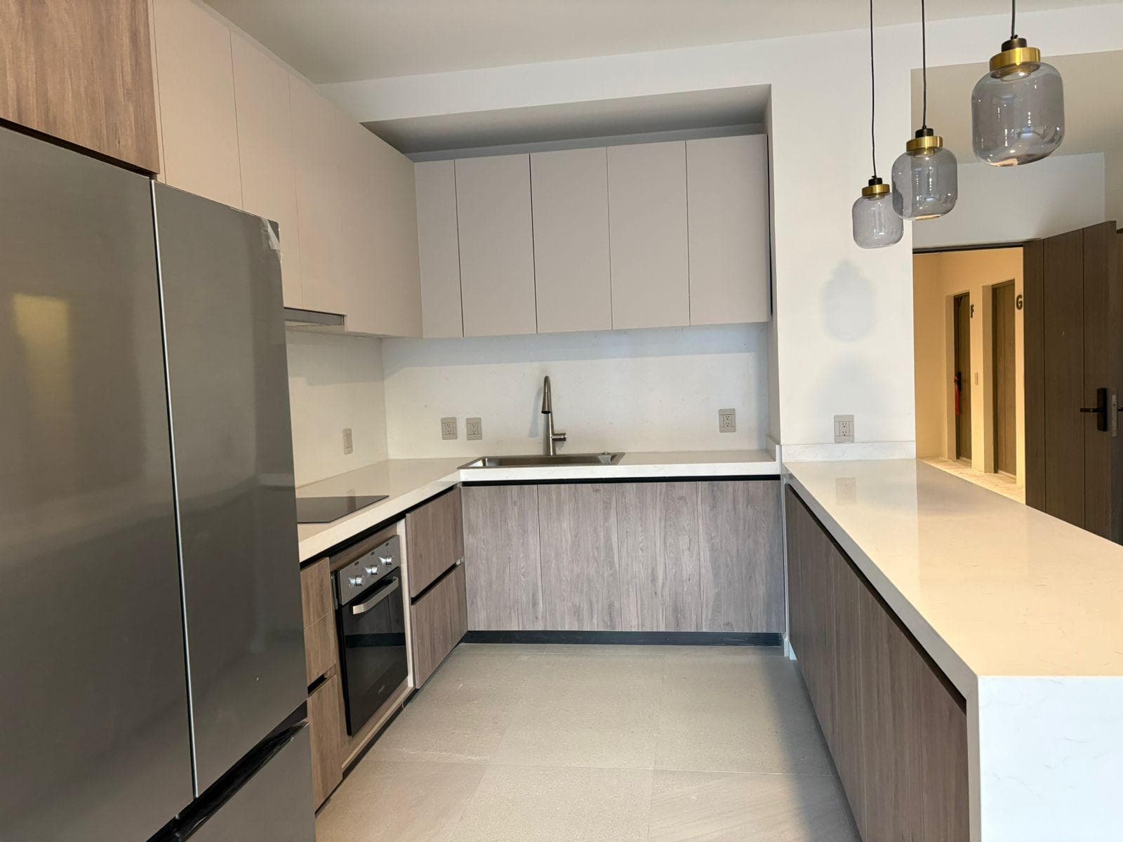 WEST TOWER APARTMENT VIA CORDILLERA