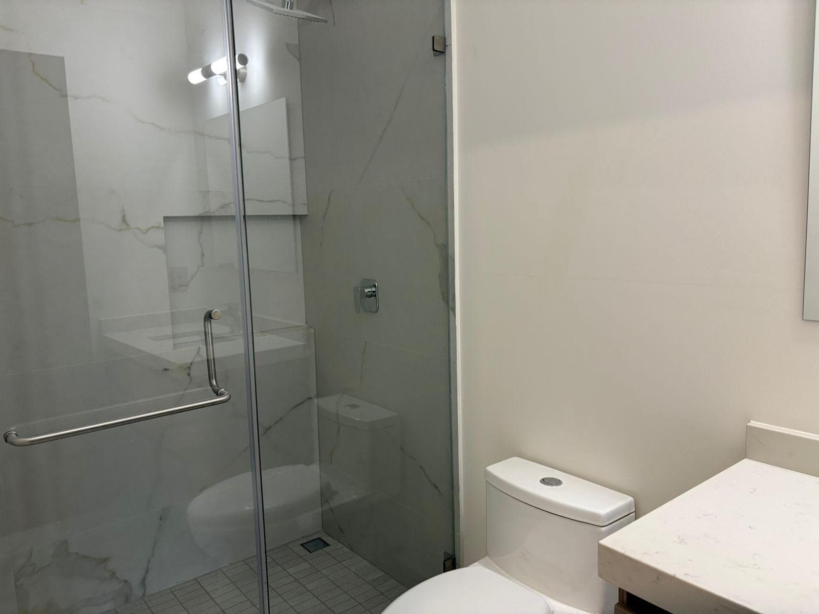 WEST TOWER APARTMENT VIA CORDILLERA