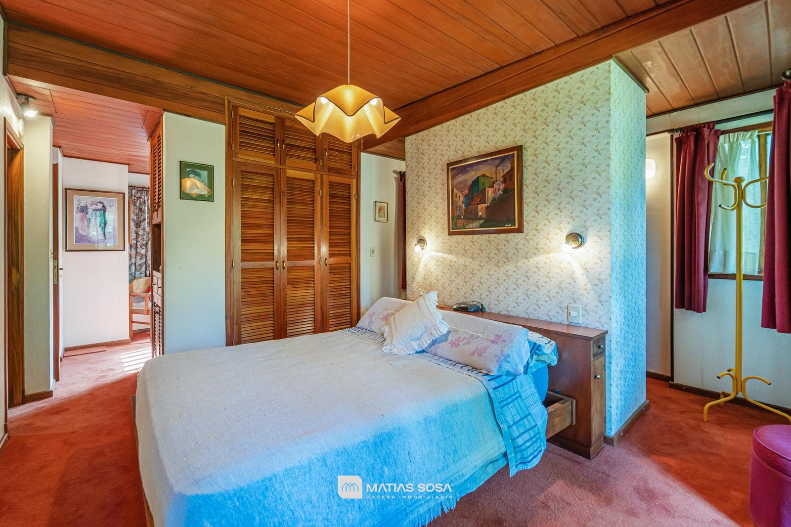 For Sale - House - 6 Rooms - Park and Barbecue Area - Caisamar Neighborhood