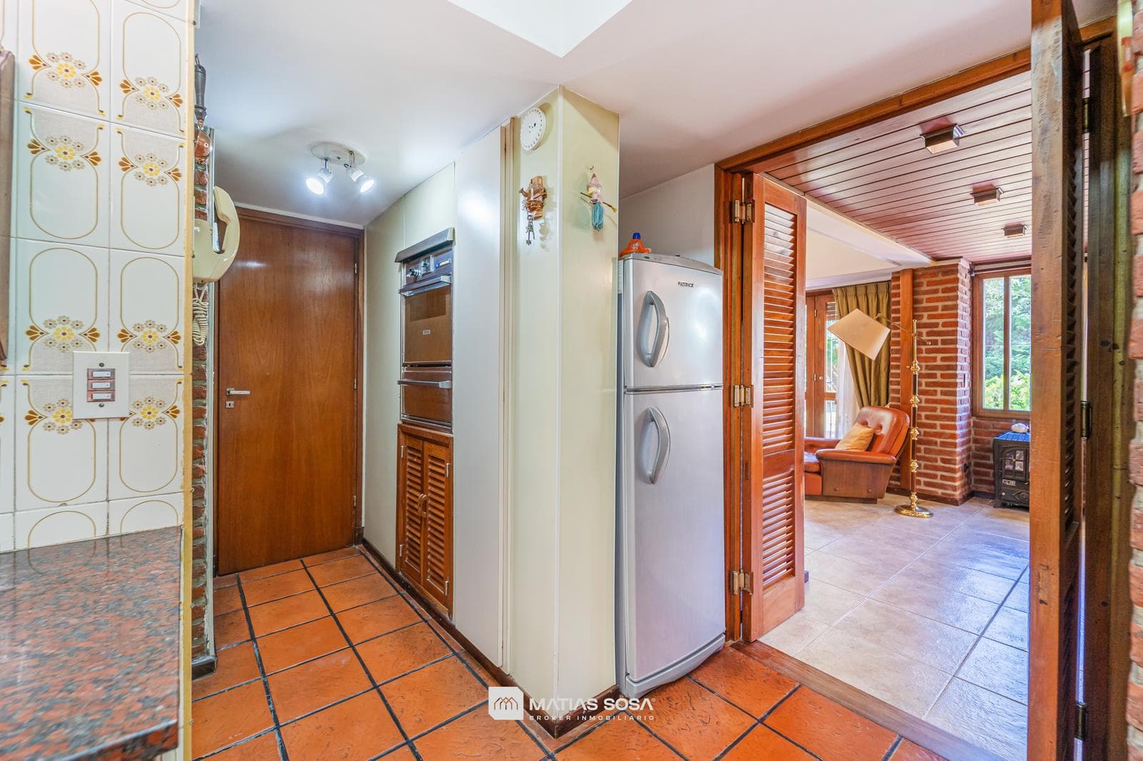 For Sale - House - 6 Rooms - Park and Barbecue Area - Caisamar Neighborhood