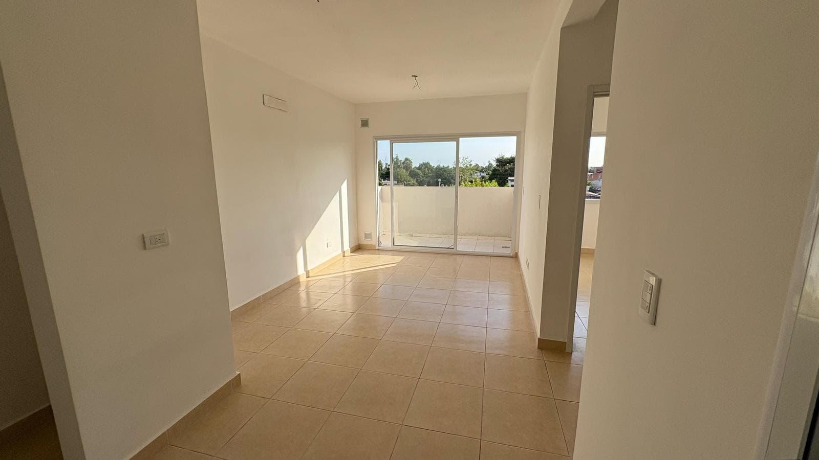 For Sale, Apartment, 2 Rooms, Balcony, Financing, Paso del Rey