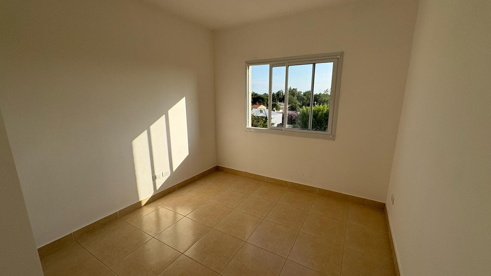 For Sale, Apartment, 2 Rooms, Balcony, Financing, Paso del Rey