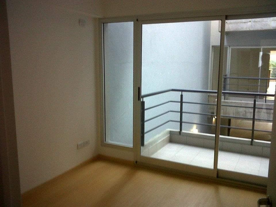 2-ROOM APARTMENT WITH BALCONY FOR SALE. SAN FERNANDO