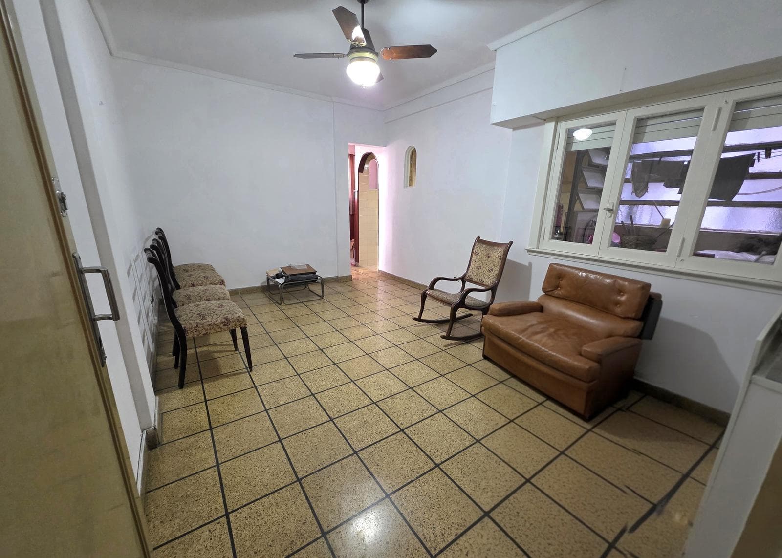 6724 Juan B. Justo Ave.: Very nice 2-bedroom apartment.