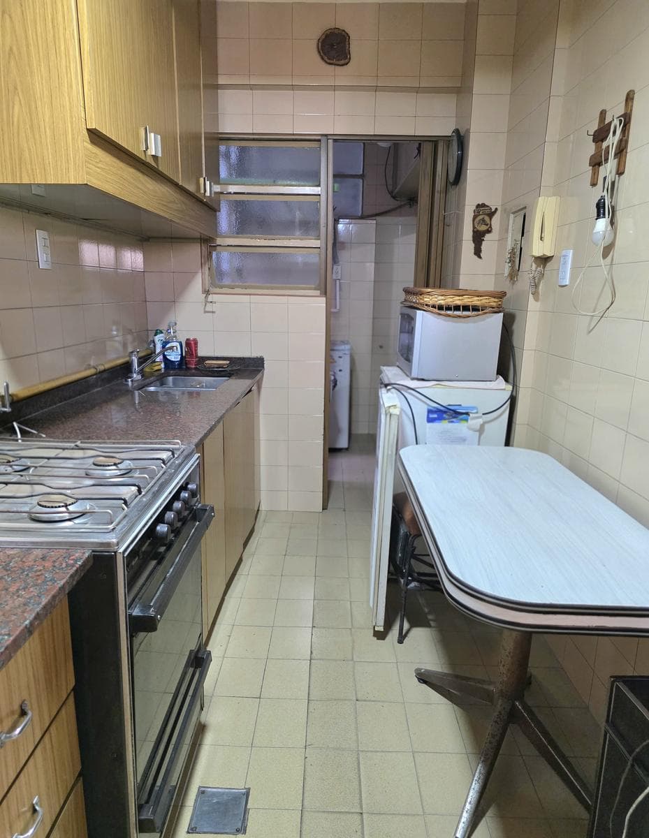 6724 Juan B. Justo Ave.: Very nice 2-bedroom apartment.