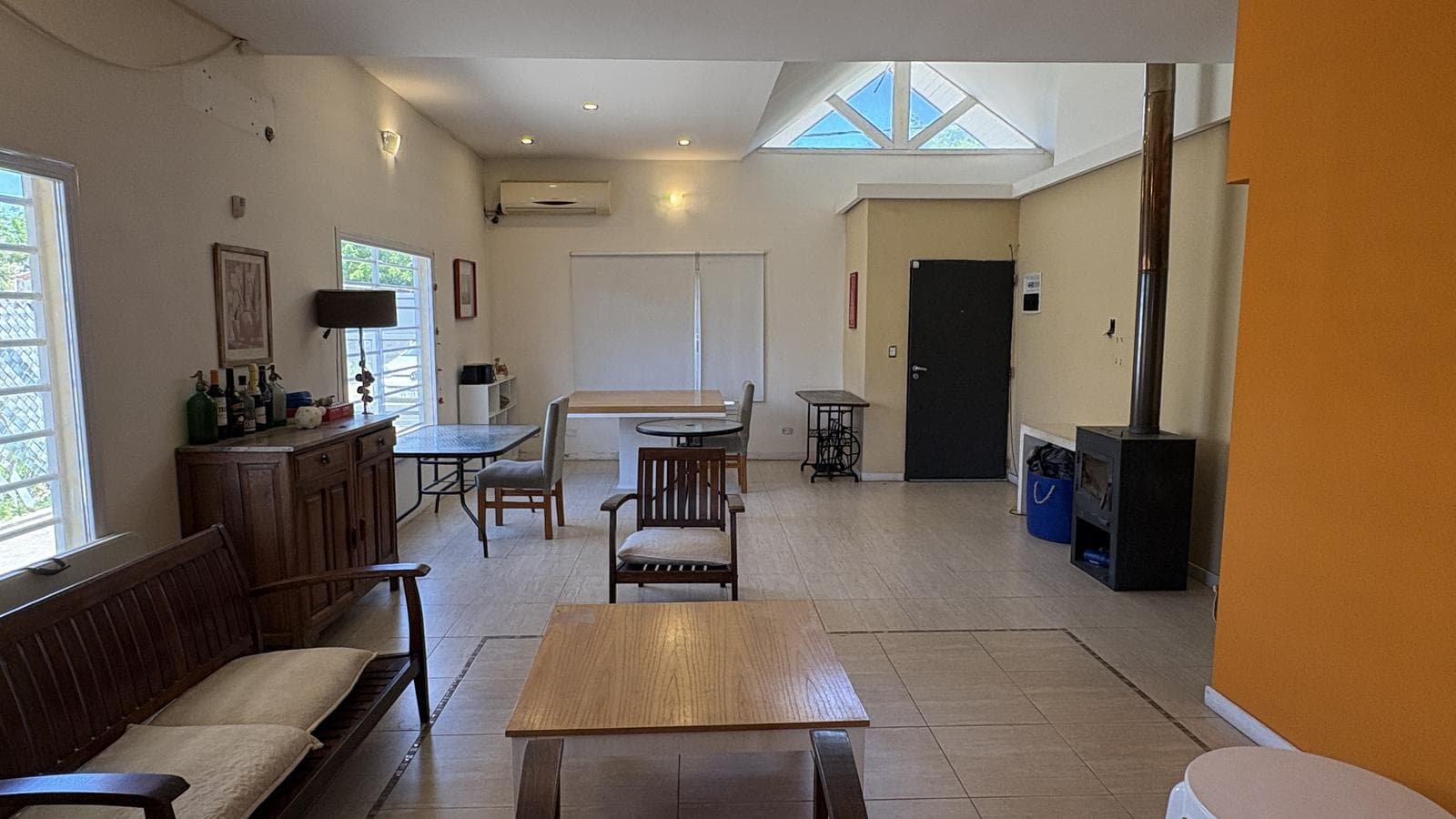 For Sale, House, 4 Rooms, Patio, Grill, Pool, 2 Parking Spaces, Francisco Alvarez, Moreno