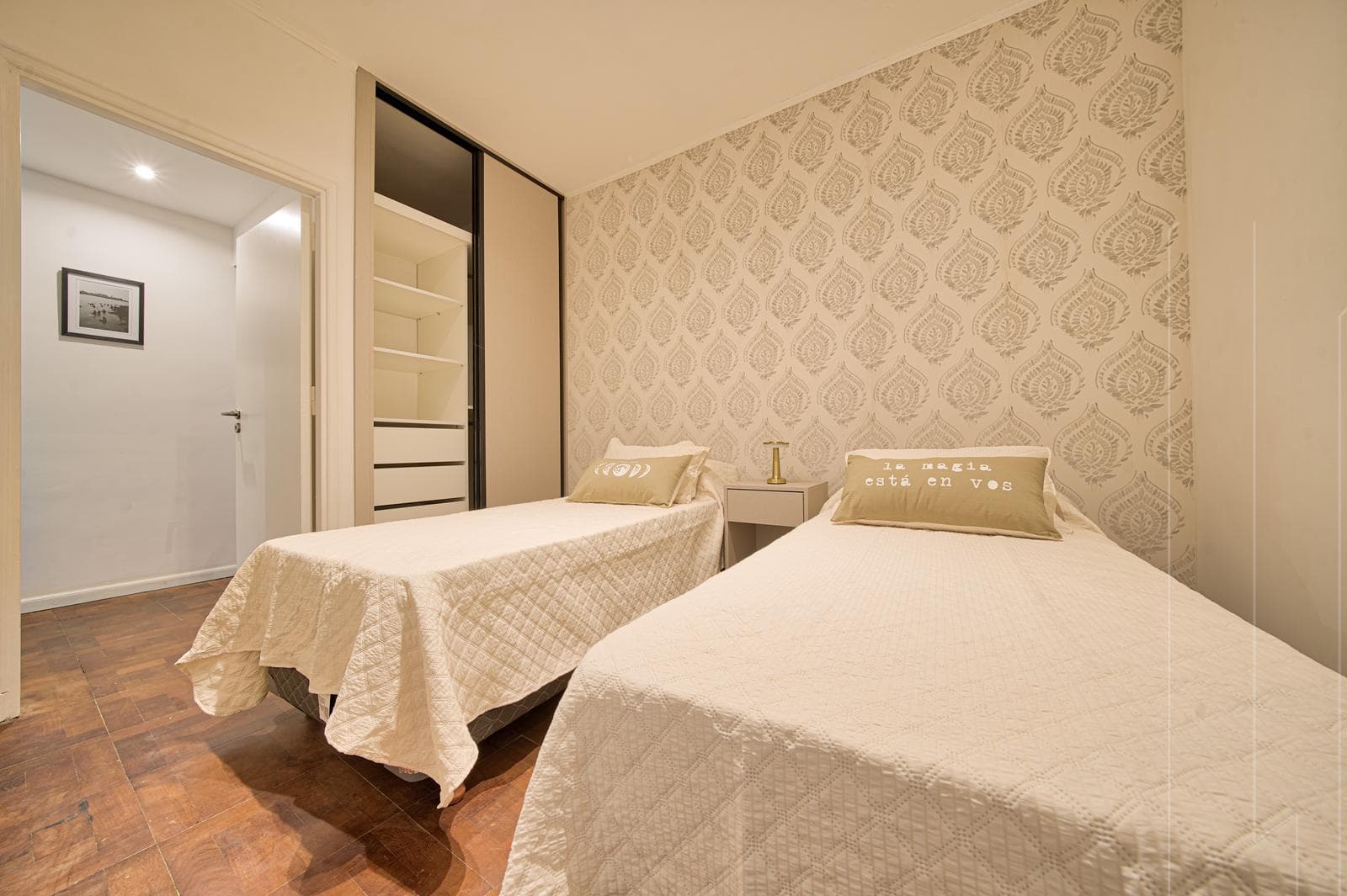 3-Room Apartment, Front-Facing, Renovated, Furnished, Chauvin