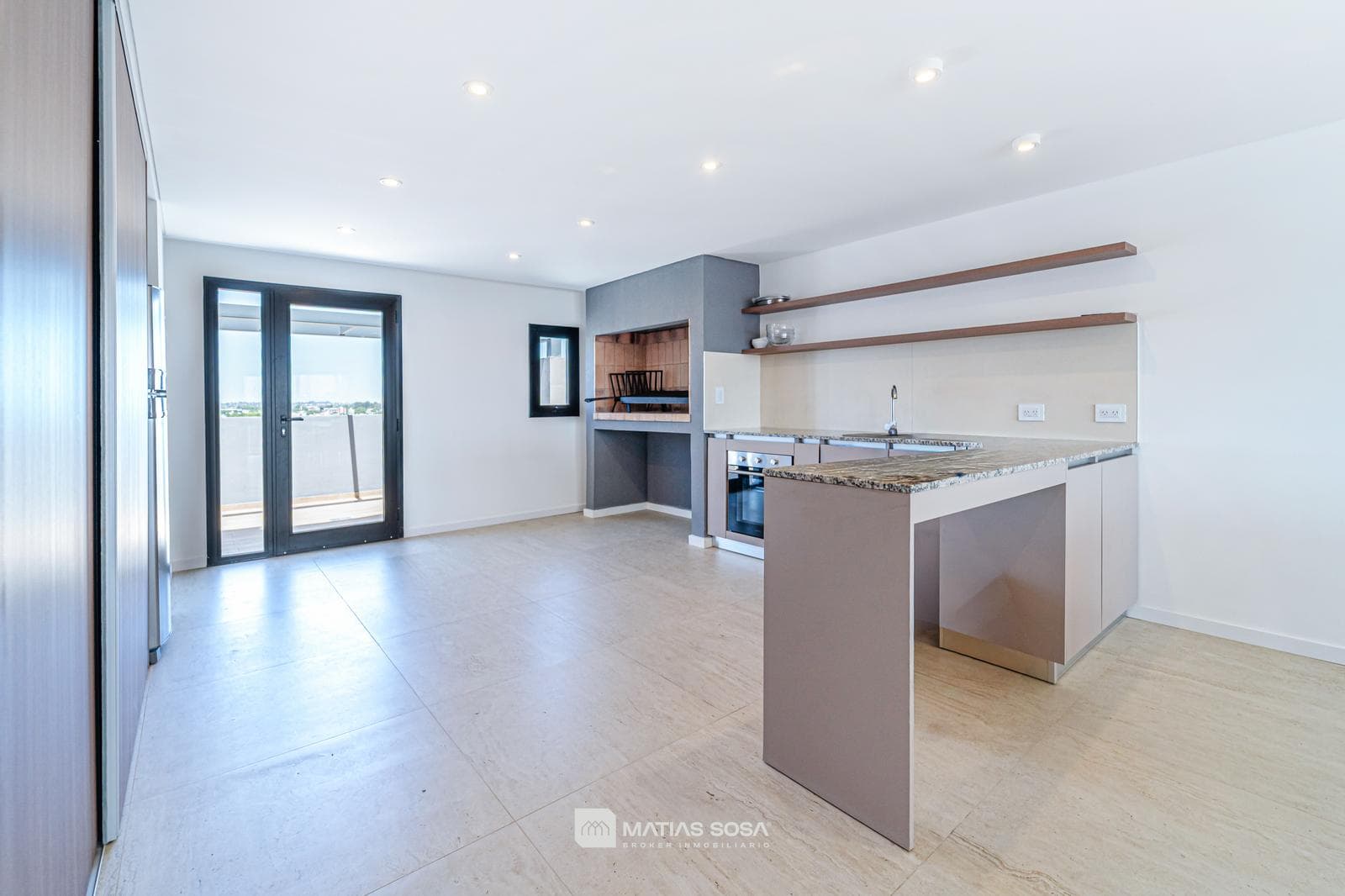 For Sale - Apartment - 2 bedrooms - Brand new - With garage