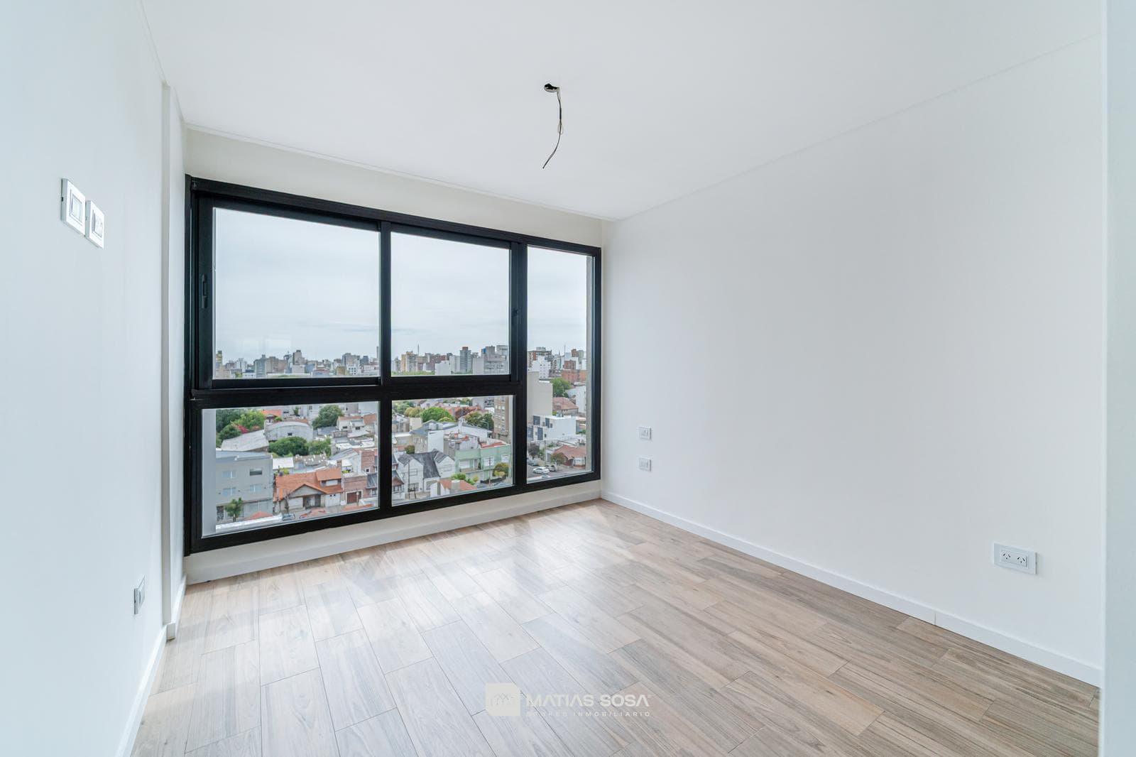 For Sale - Apartment - 2 bedrooms - Brand new - With garage