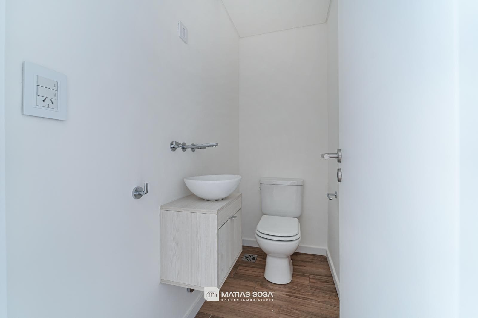 For Sale - Apartment - 2 bedrooms - Brand new - With garage